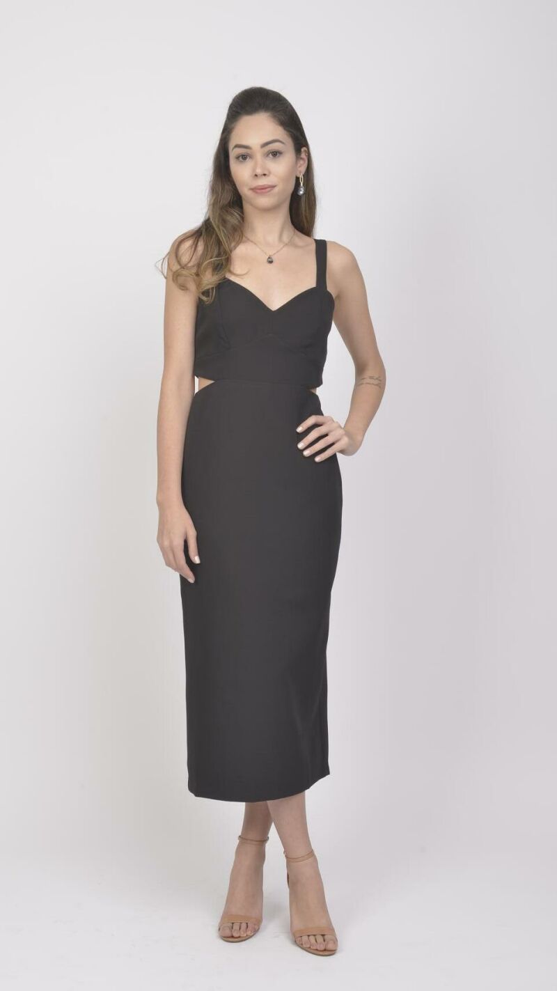 Imagem de Vestido Tubinho Preto de Alfaiataria com Decote Coração e Aberturas Laterais - Elegância Clássica e Sofisticação para Ocasiões Especiais